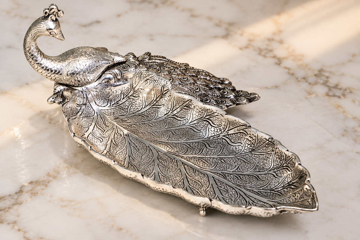 Antique silver-tone aluminium peacock plate — plain