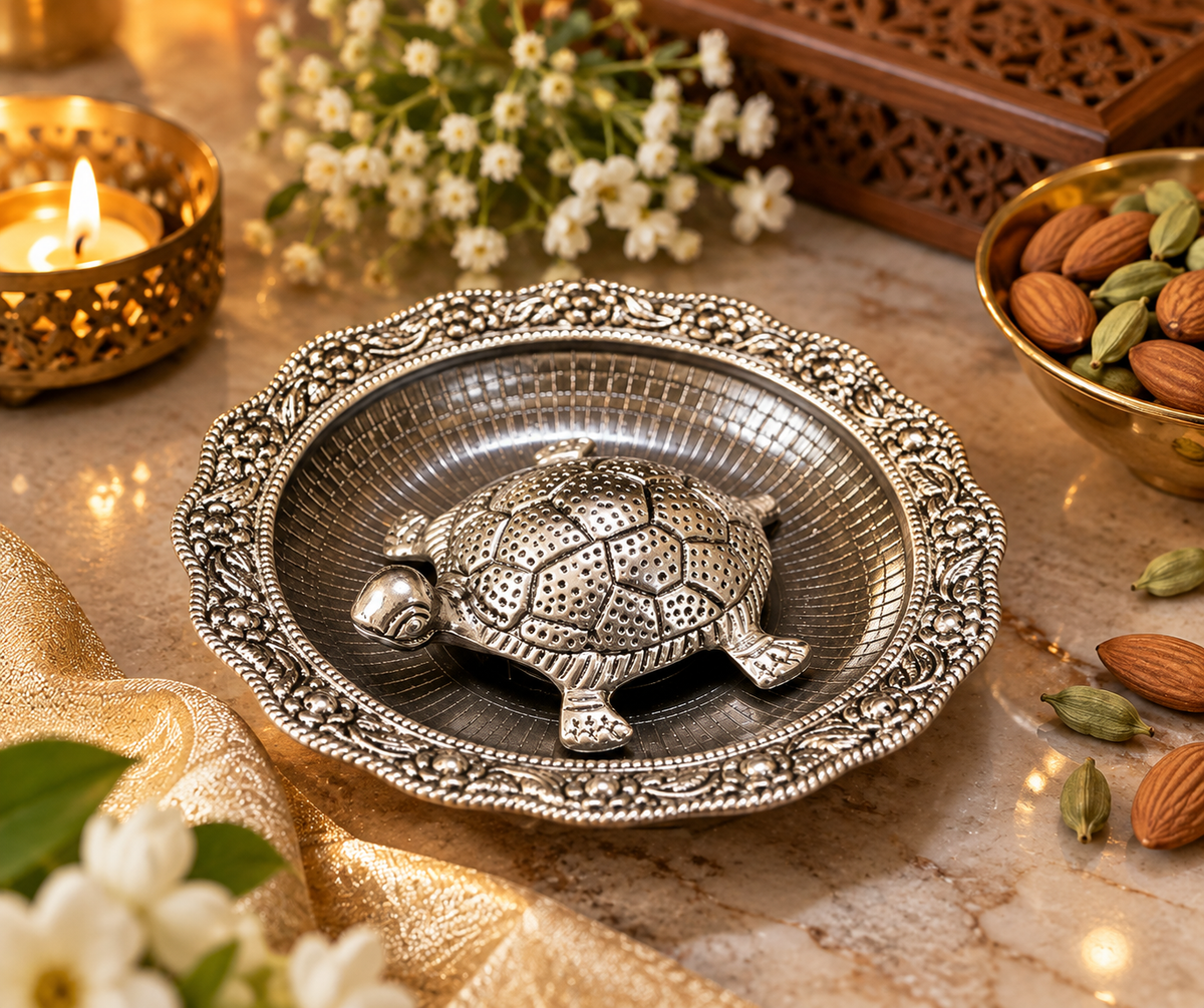Silver-plated metal tortoise with decorative glass plate